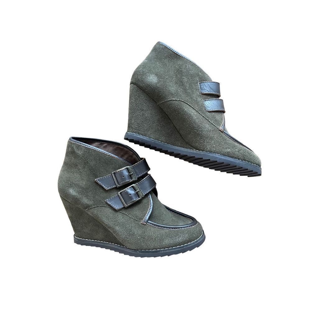 Charles David Womens Olive Green Suede Ankle Boots Wedge Size 8.5